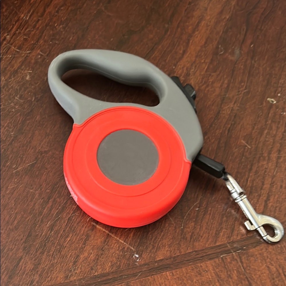 Retractable Dog Leash - Red and Gray